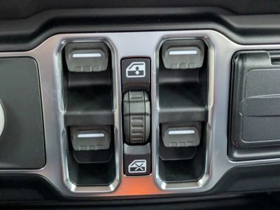 2026 Jeep Wrangler — photo 23 view