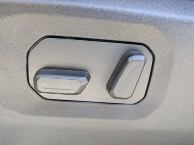 2026 Jeep Wrangler — photo 20 view