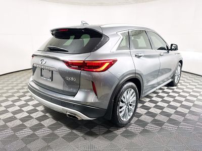 2023 INFINITI QX50 - Photo 3