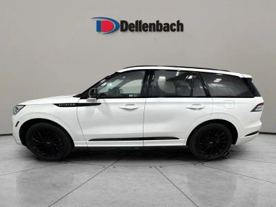 2024 Lincoln Aviator — side profile view