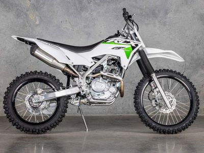 2026 Kawasaki KLX230R S - Photo 2