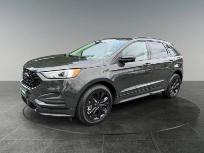 2024 Ford Edge — rear three-quarter view