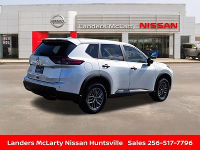 2025 Nissan Rogue - Photo 3