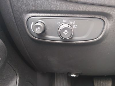 2024 Chevrolet Equinox — photo 13 view