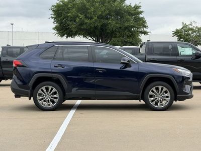 2024 Toyota RAV4 - Photo 3