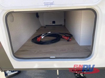 2026 Winnebago Micro Minnie - Photo 8