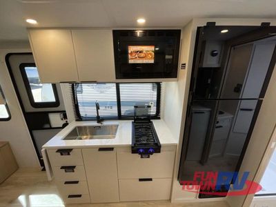 2026 Winnebago Micro Minnie - Photo 16