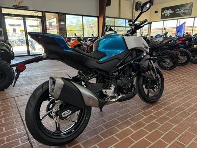 2025 CFMOTO 450NK - Photo 5