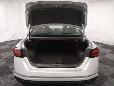 2024 Nissan Altima - Photo 11