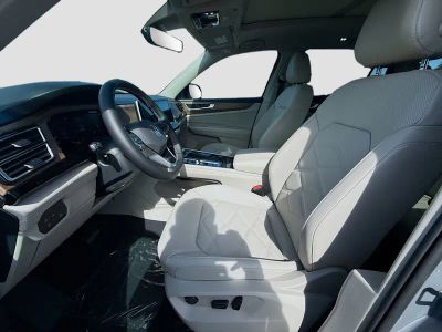 2026 Volkswagen Atlas — photo 16 view