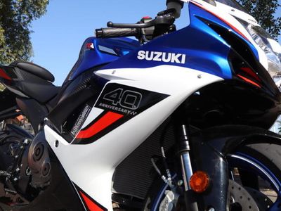 2026 Suzuki GSX-R600Z - Photo 9
