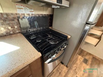 2017 Forest River RV Salem Grand Villa — photo 44 view