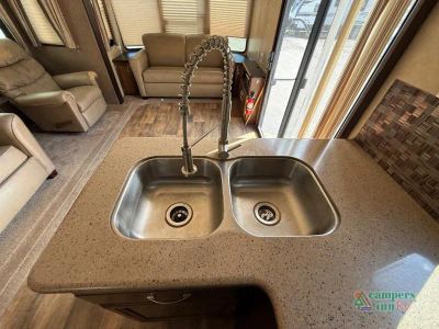 2017 Forest River RV Salem Grand Villa — photo 38 view