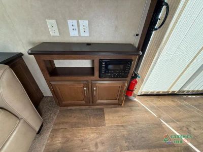 2017 Forest River RV Salem Grand Villa — photo 18 view