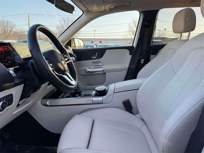 2023 Mercedes-Benz GLB - Photo 4