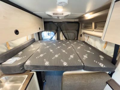 2027 Winnebago SOLIS POCKET — photo 15 view