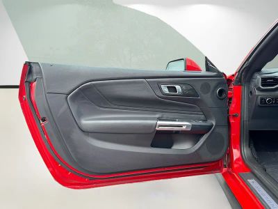 2024 Ford Mustang — photo 20 view
