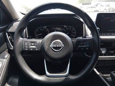 2024 Nissan Rogue - Photo 12