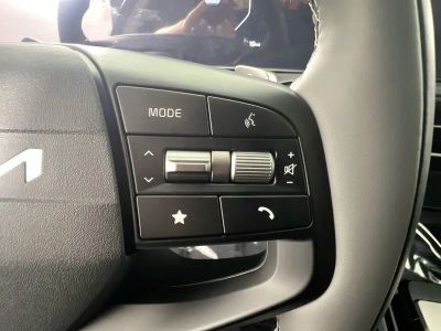 2025 Kia EV6 — photo 19 view