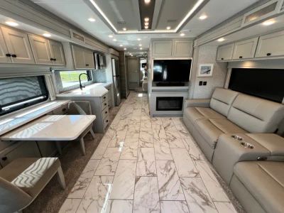 2025 Tiffin ALLEGRO RED - Photo 3