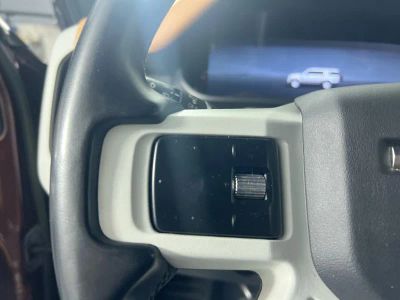2023 Land Rover Defender — photo 16 view