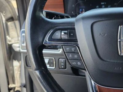 2022 Lincoln Navigator - Photo 25