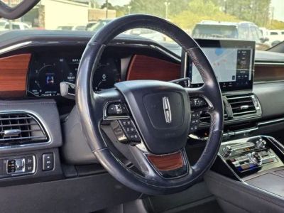2022 Lincoln Navigator - Photo 24