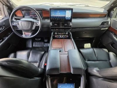 2022 Lincoln Navigator - Photo 8