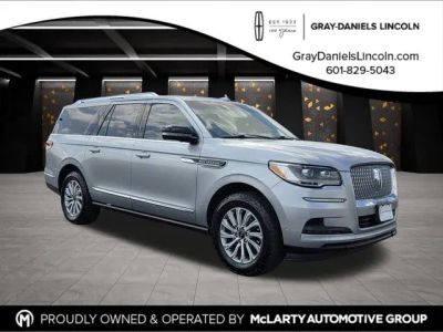 2022 Lincoln Navigator - Photo 1