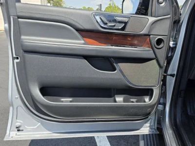 2022 Lincoln Navigator - Photo 13