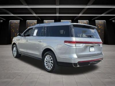 2022 Lincoln Navigator - Photo 6