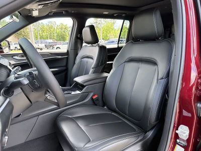 2026 Jeep Grand Cherokee L — photo 11 view