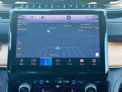 2022 Jeep Grand Cherokee — photo 32 view