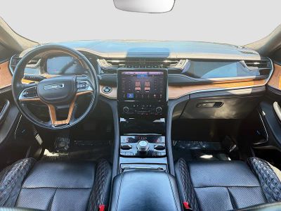 2022 Jeep Grand Cherokee — photo 16 view