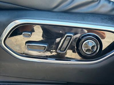 2022 Jeep Grand Cherokee — photo 25 view