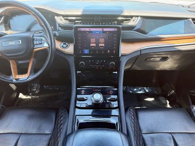 2022 Jeep Grand Cherokee — photo 19 view