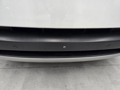 2025 Land Rover Discovery — photo 9 view