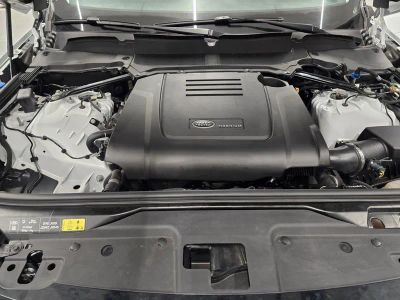 2025 Land Rover Discovery — photo 13 view