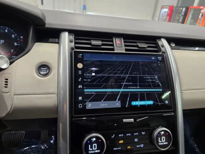 2025 Land Rover Discovery — photo 23 view