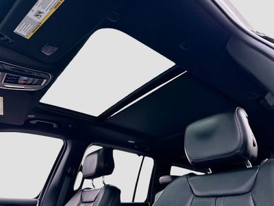 2023 Jeep Wagoneer - Photo 23
