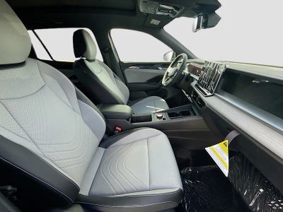 2026 Volkswagen Tiguan — photo 24 view