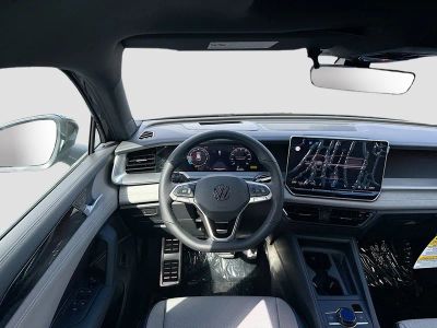 2026 Volkswagen Tiguan — photo 18 view