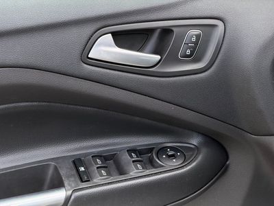 2018 Ford Escape SE - Photo 26