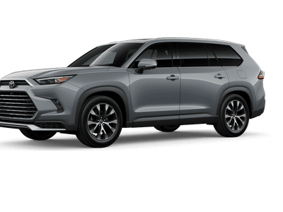 2026 Toyota Grand Highlander Hybrid - Photo 2