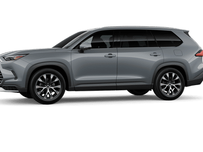 2026 Toyota Grand Highlander Hybrid - Photo 3
