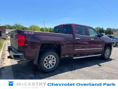 2017 Chevrolet Silverado 2500 HD - Photo 3