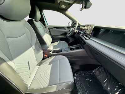 2026 Volkswagen Tiguan — photo 24 view