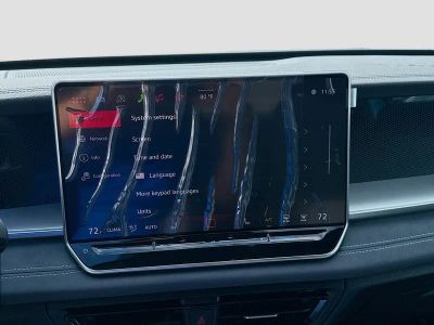 2026 Volkswagen Tiguan — photo 12 view