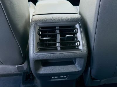 2026 Volkswagen Tiguan — photo 20 view