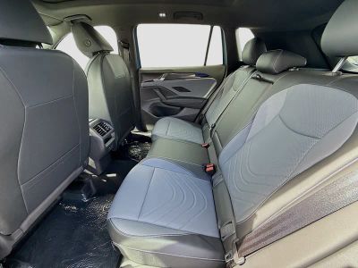2026 Volkswagen Tiguan — photo 21 view